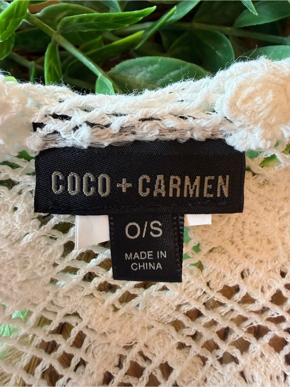 Coco + Carmen White Flower Crochet V-Neck Tunic One Size - Picture 2 of 12